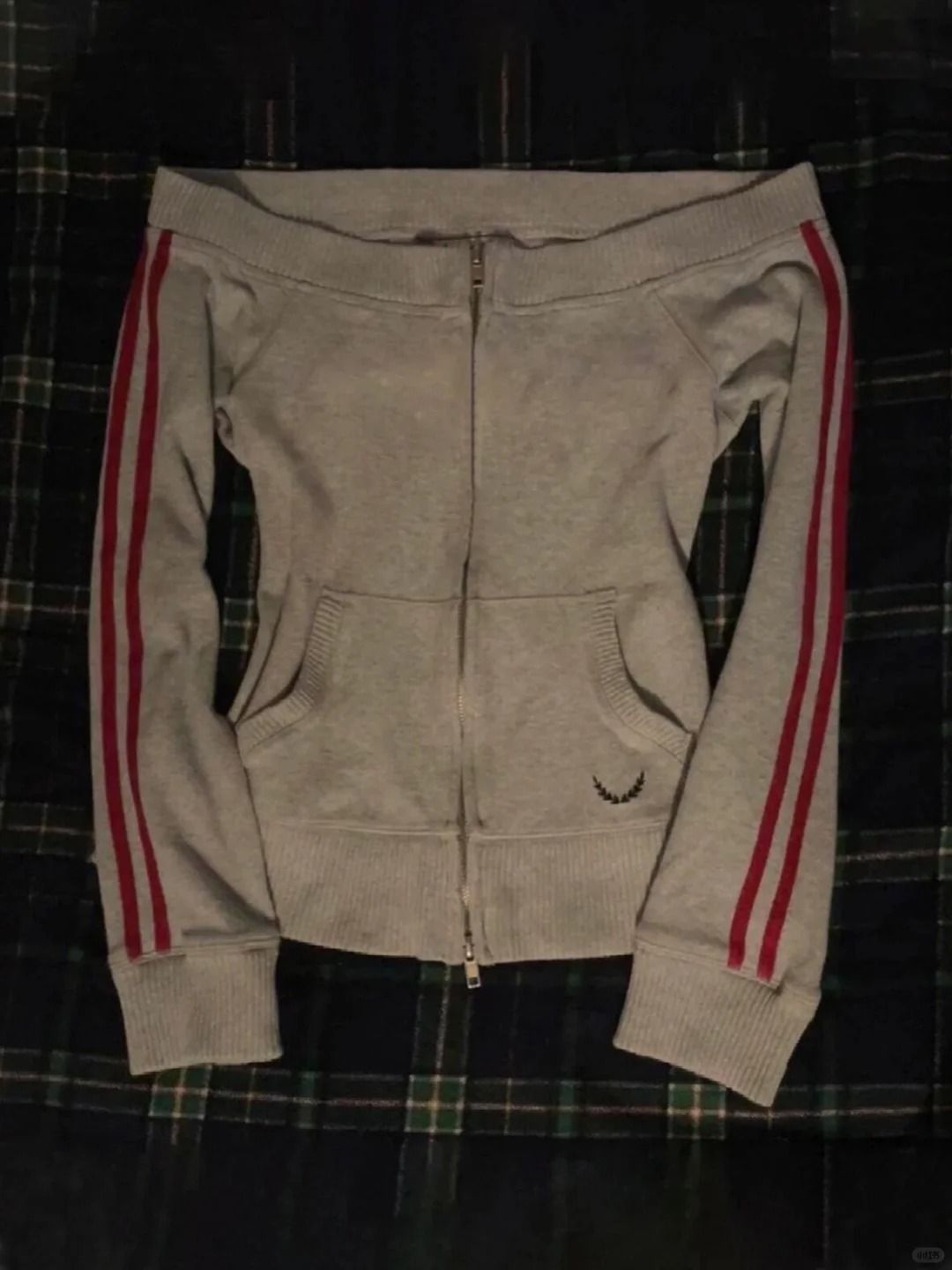 Street Fashion Zip Up Hoodie - Off Shoulder Slim Fit Hottie Crop