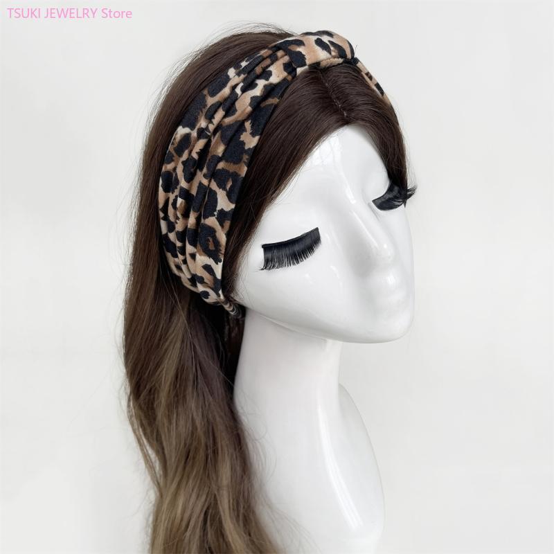 62KE Comfortable Leopard Patte - Street Fashion Reference 评论和价格
