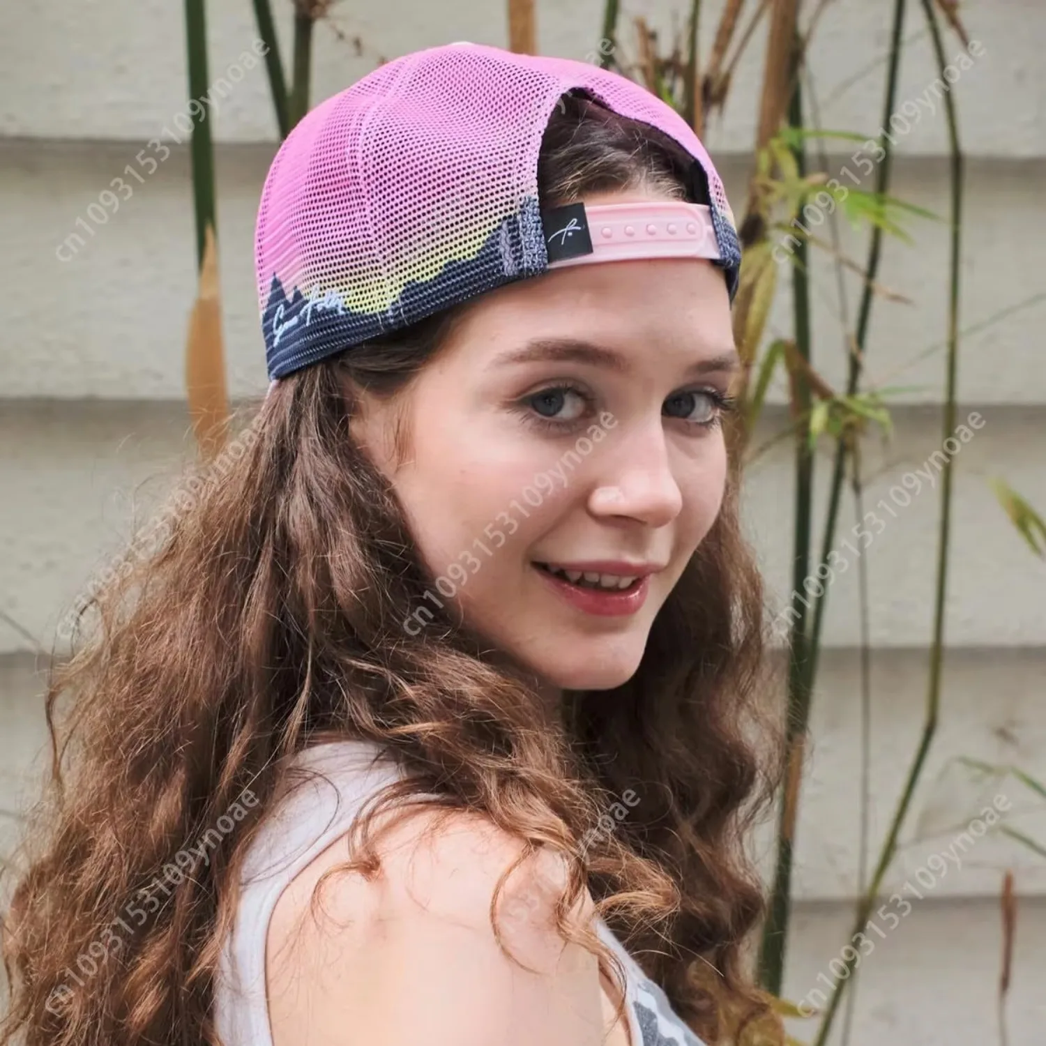 Grace Folly Beach Trucker Hat  - Baseball Cap Fitted 评论和价格